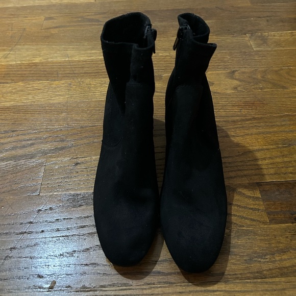 Black suede booties - Picture 3 of 5